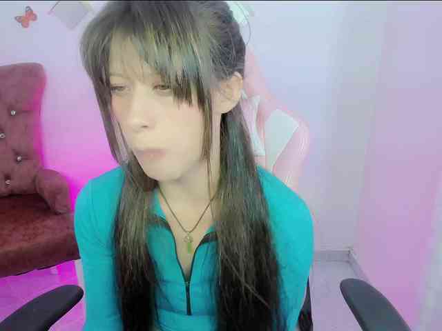 ZooeyBelair webcam