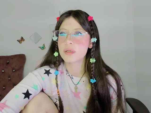 ZooeyBelair webcam