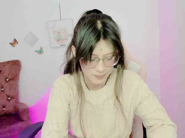 ZooeyBelair webcam