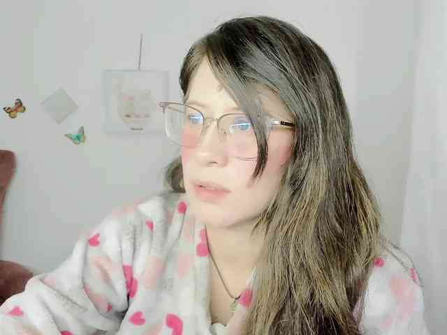 ZooeyBelair webcam