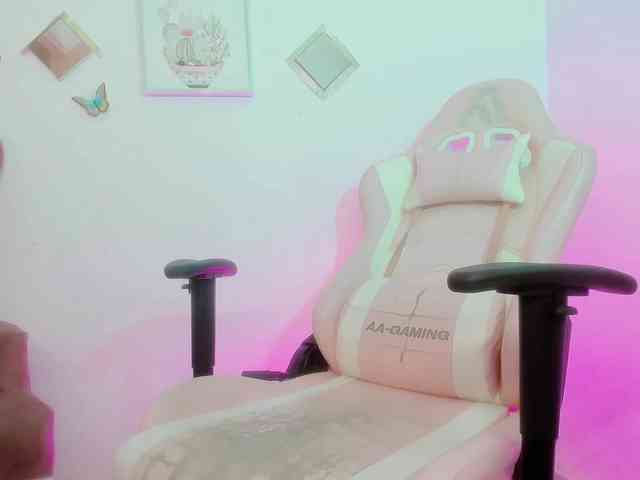 ZooeyBelair webcam