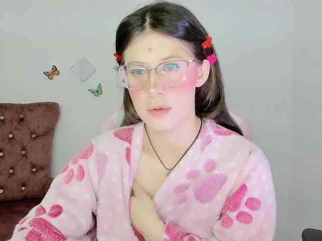 ZooeyBelair webcam