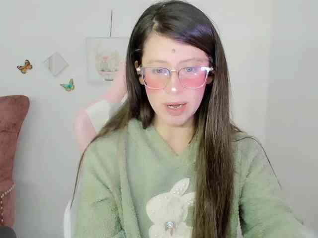 ZooeyBelair webcam