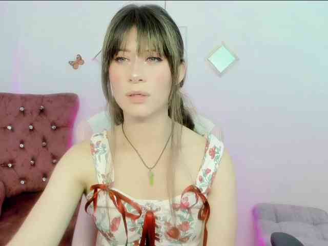 ZooeyBelair webcam