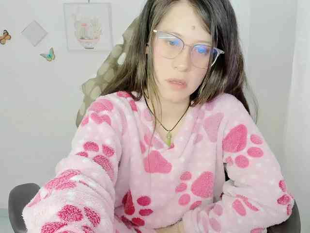 ZooeyBelair webcam