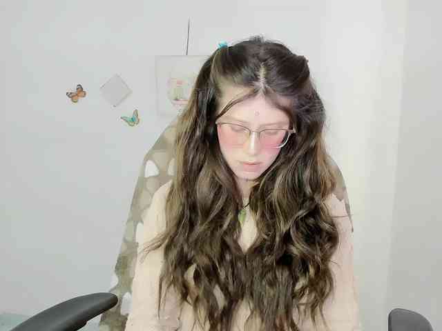 ZooeyBelair webcam
