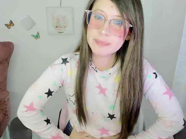 ZooeyBelair webcam