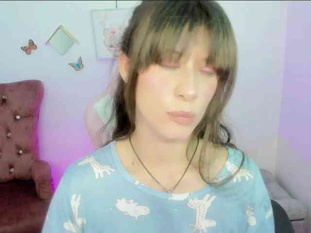 ZooeyBelair webcam