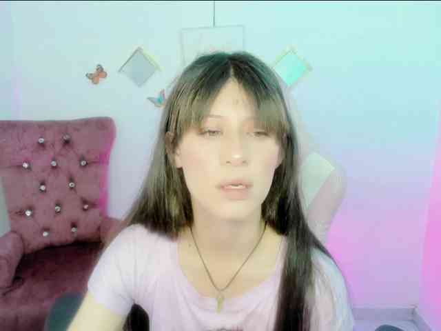 ZooeyBelair webcam