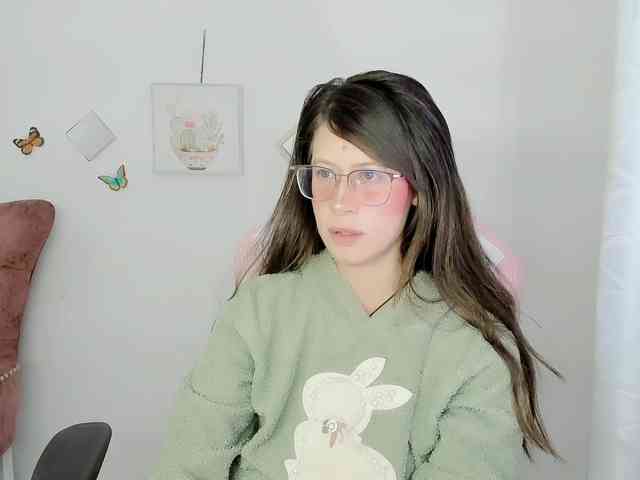 ZooeyBelair webcam