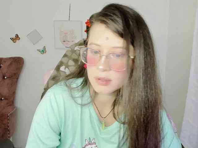 ZooeyBelair webcam
