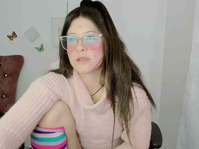 ZooeyBelair webcam