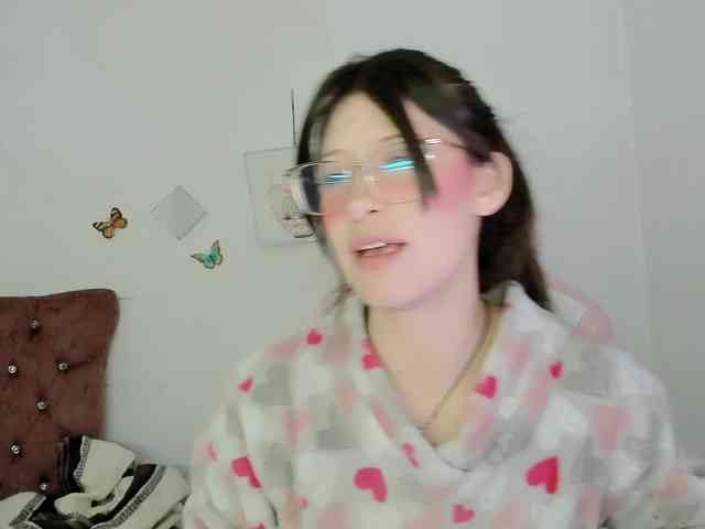 ZooeyBelair webcam