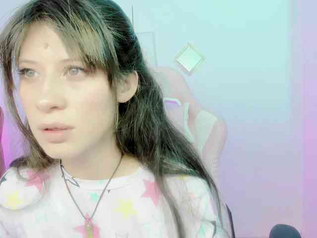 ZooeyBelair webcam