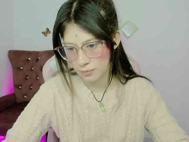 ZooeyBelair webcam
