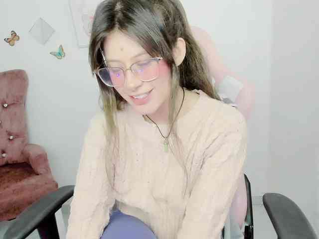ZooeyBelair webcam