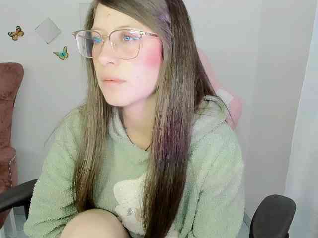ZooeyBelair webcam