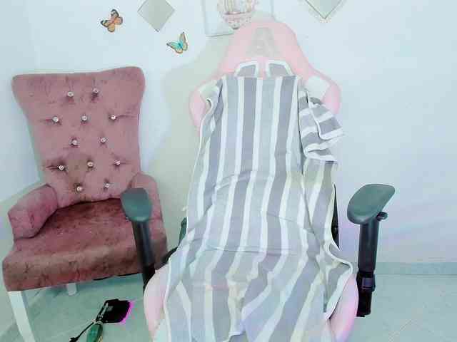 ZooeyBelair ZooeyBelair