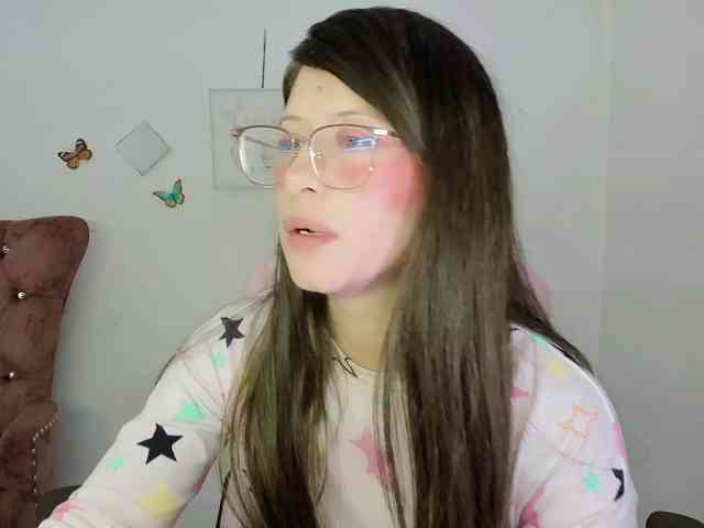 ZooeyBelair webcam