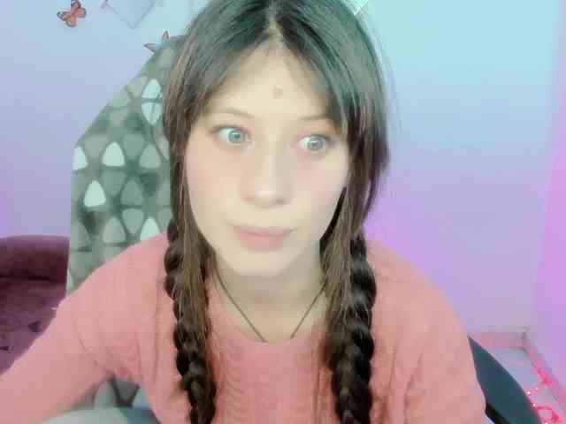 ZooeyBelair webcam