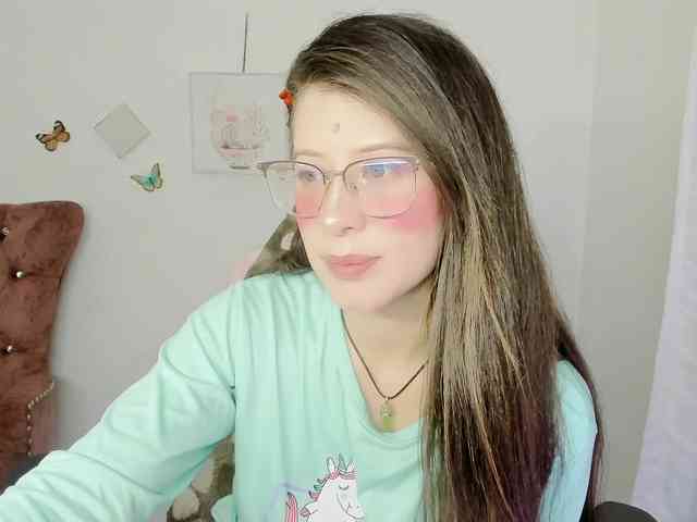ZooeyBelair webcam