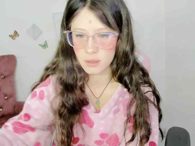 ZooeyBelair webcam