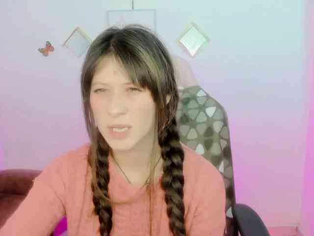 ZooeyBelair webcam