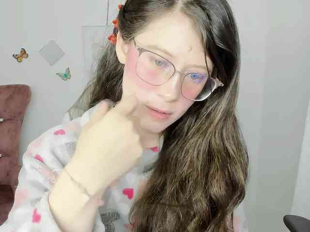 ZooeyBelair webcam