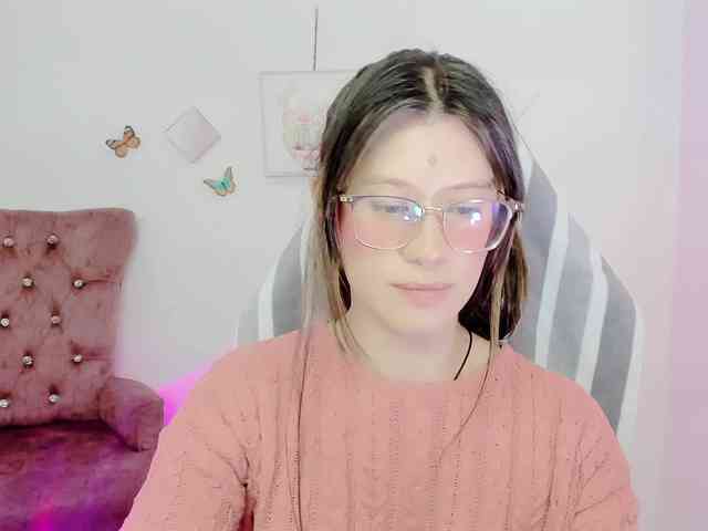 ZooeyBelair webcam