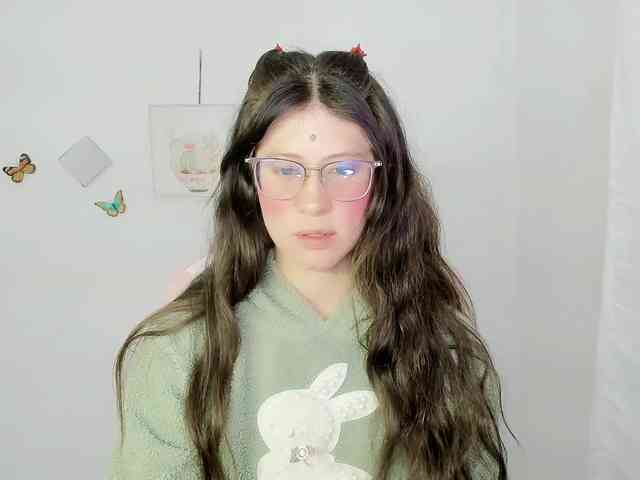 ZooeyBelair webcam