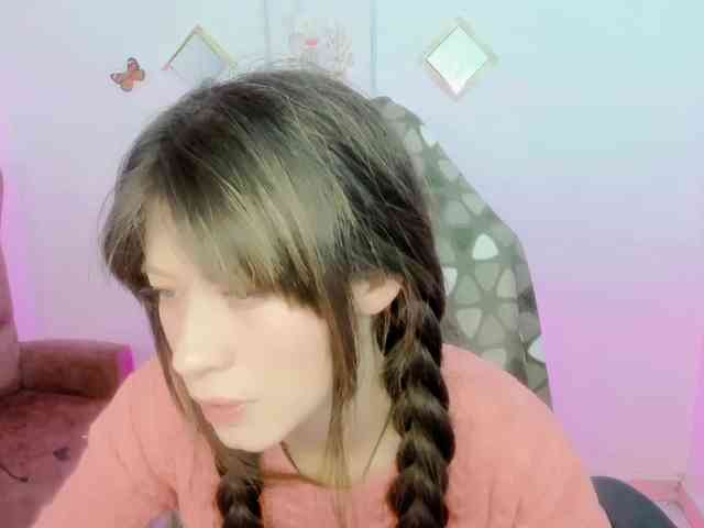 ZooeyBelair webcam