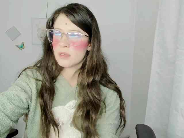 ZooeyBelair webcam