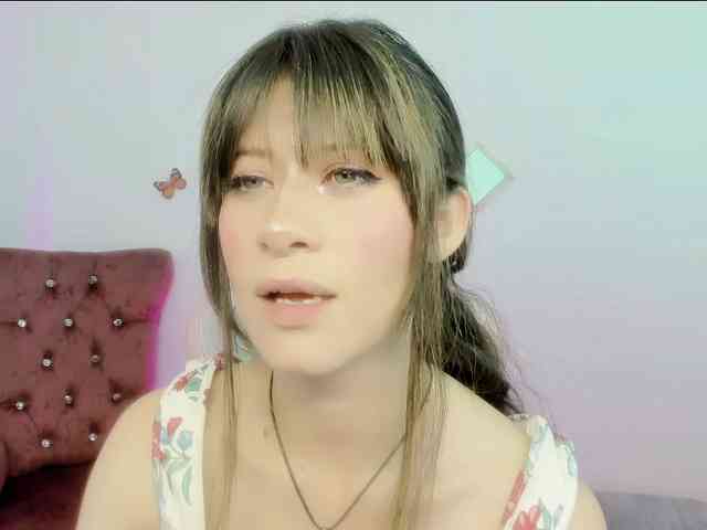 ZooeyBelair webcam