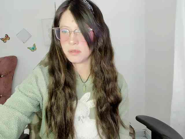 ZooeyBelair webcam