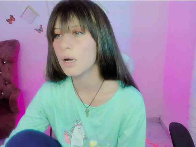 ZooeyBelair webcam
