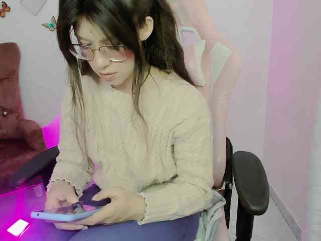 ZooeyBelair webcam