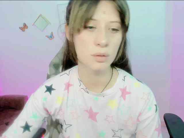 ZooeyBelair webcam