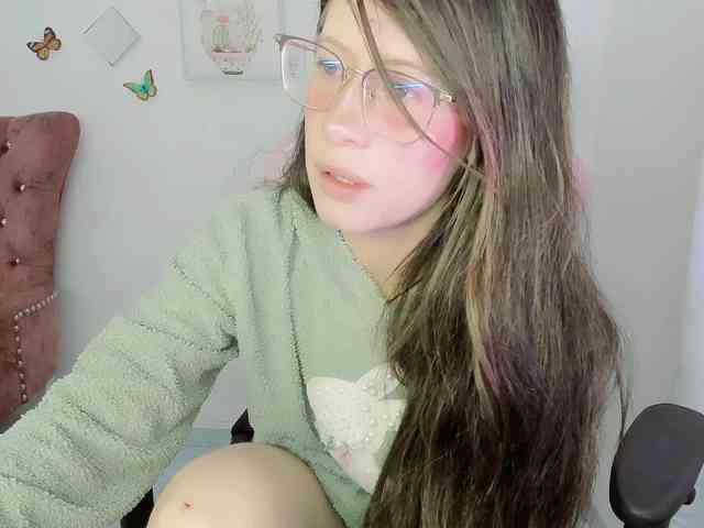 ZooeyBelair webcam