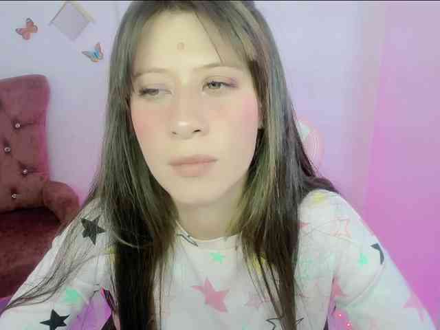 ZooeyBelair webcam