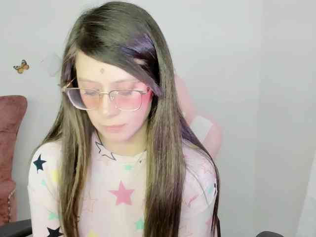 ZooeyBelair webcam