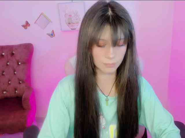 ZooeyBelair webcam