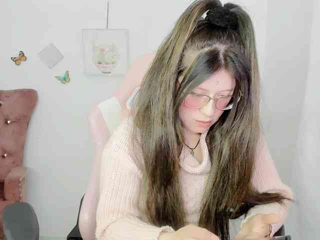 ZooeyBelair webcam
