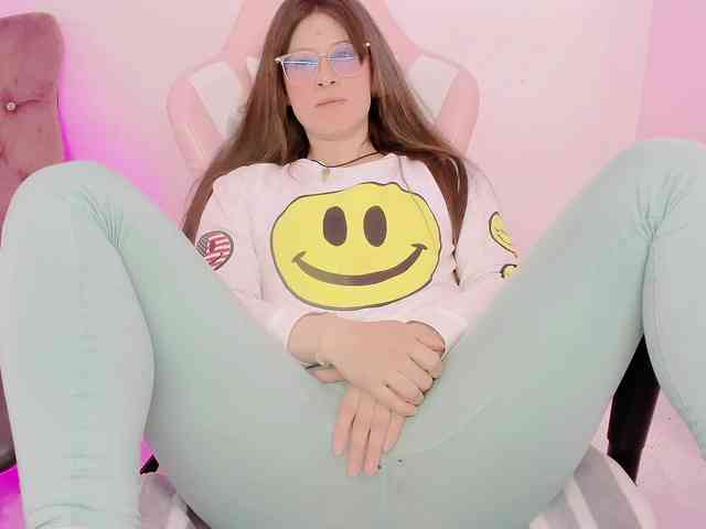 ZooeyBelair webcam