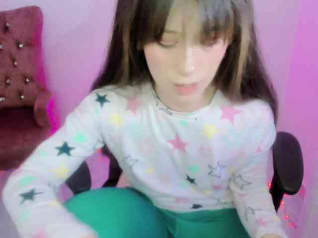 ZooeyBelair webcam