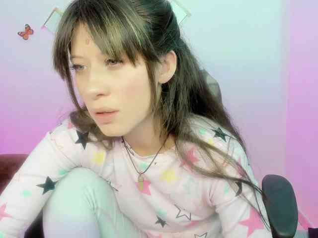 ZooeyBelair webcam