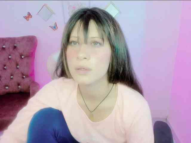 ZooeyBelair webcam