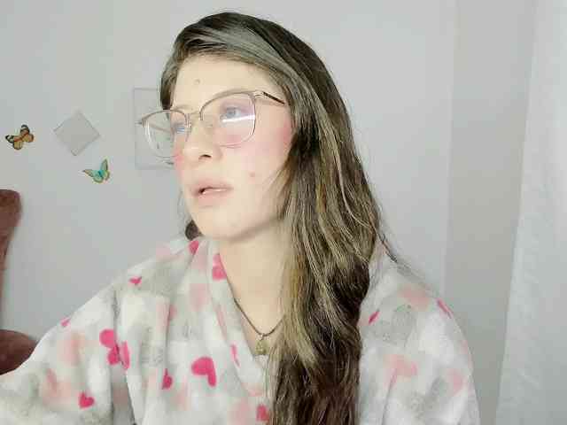 ZooeyBelair webcam