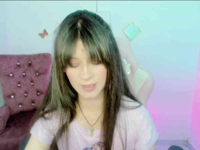 ZooeyBelair webcam