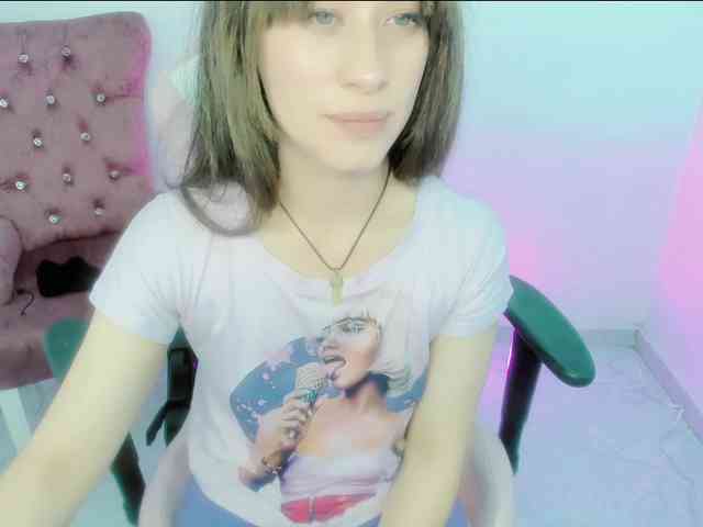 ZooeyBelair webcam