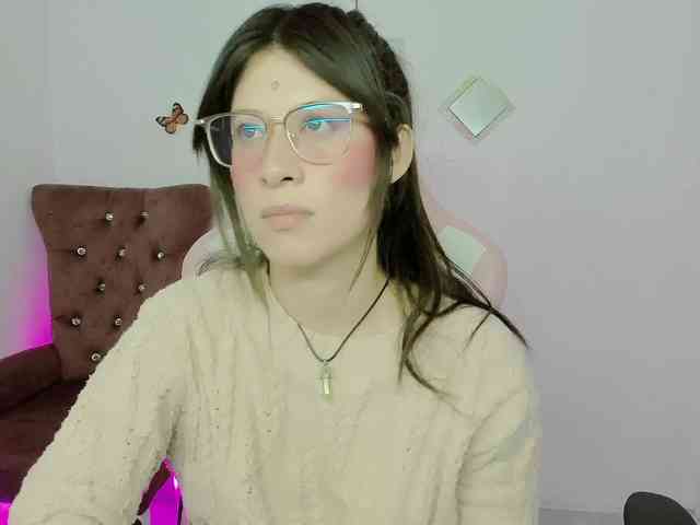 ZooeyBelair webcam